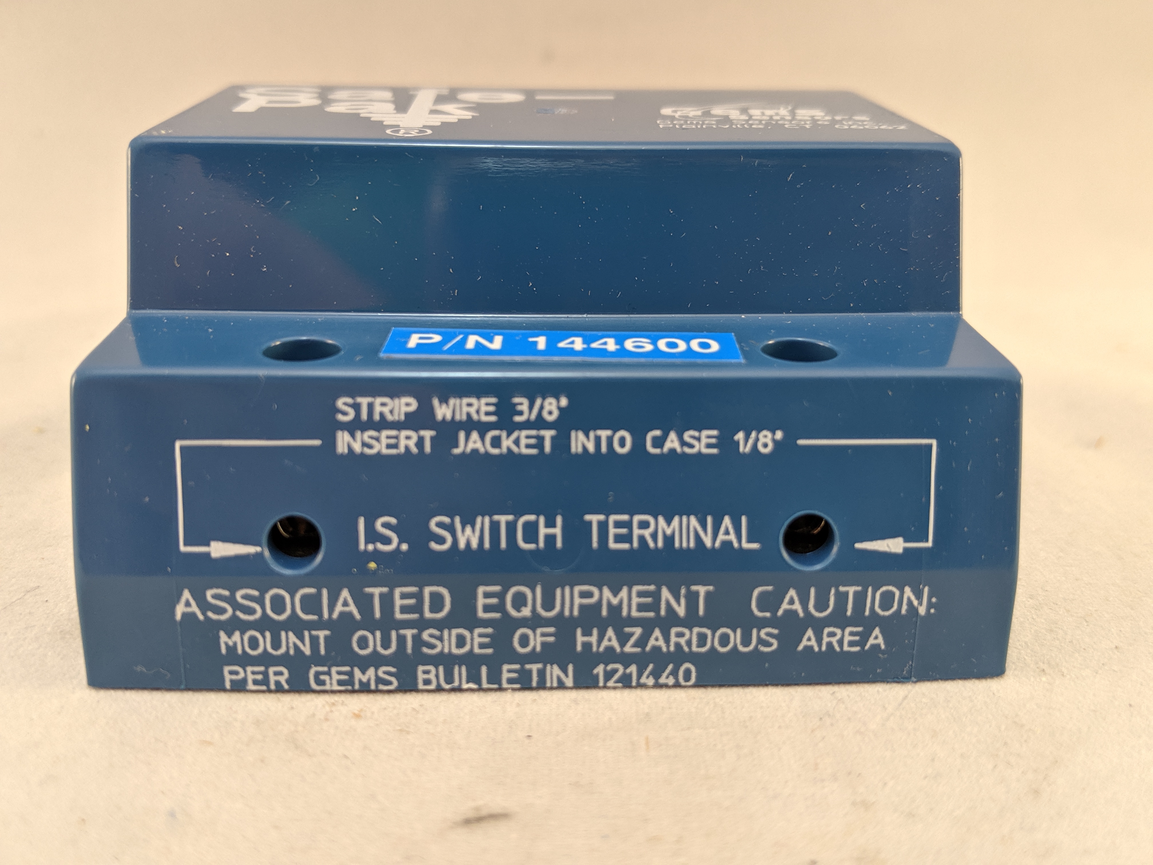 SAFE-PAK INTRINSICALLY SAFE SOLID STATE RELAY