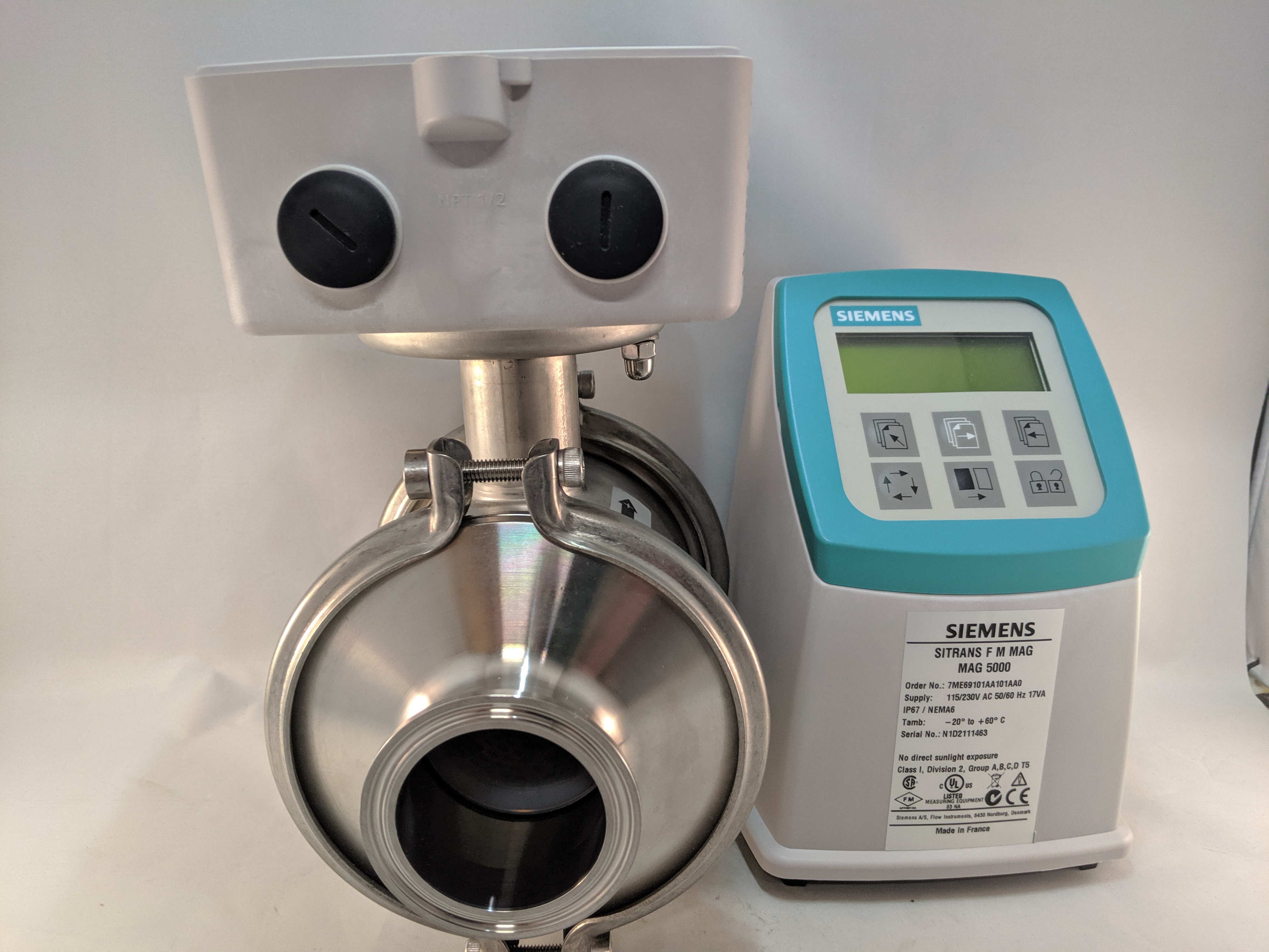 SIEMENS MAG1100 FOOD FLOWMETER 2"TRI-CLAMP W/MAG5000 XMTR SIEMENS SPIFF