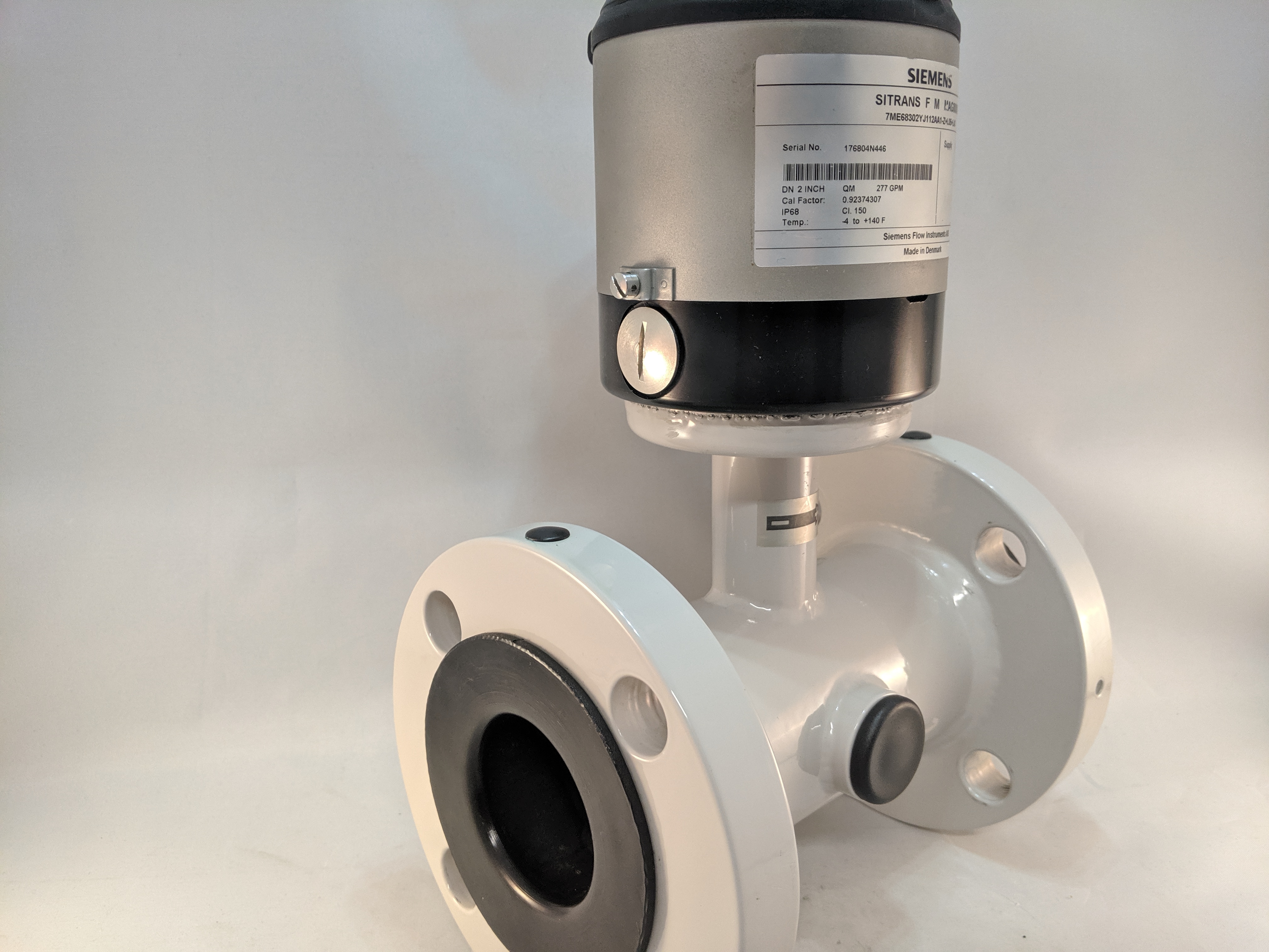 MAG8000 BATTERY POWERED MAGNETIC FLOWMETER 2" INTERNAL BATT SIEMENS SPIFF