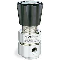 TESCOM PRESSURE REDUCING REGULATOR, 316 SS BODY, 3500PSIG INLET, 5-500PSIG OUTLET, 1/4" NPT W/VENTING OPTION, CV = 0.06